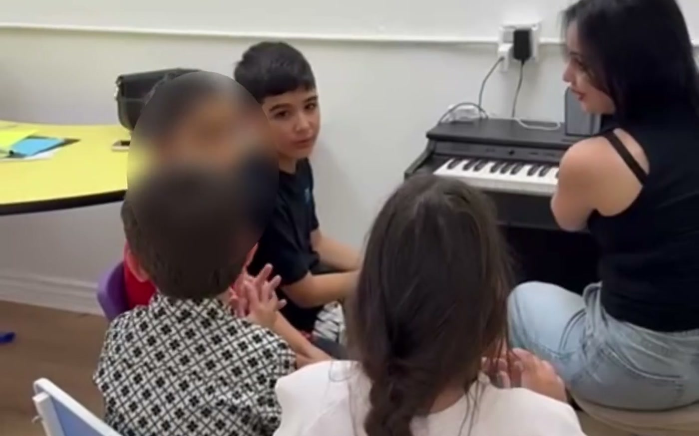 Children exploring music together in Glendale