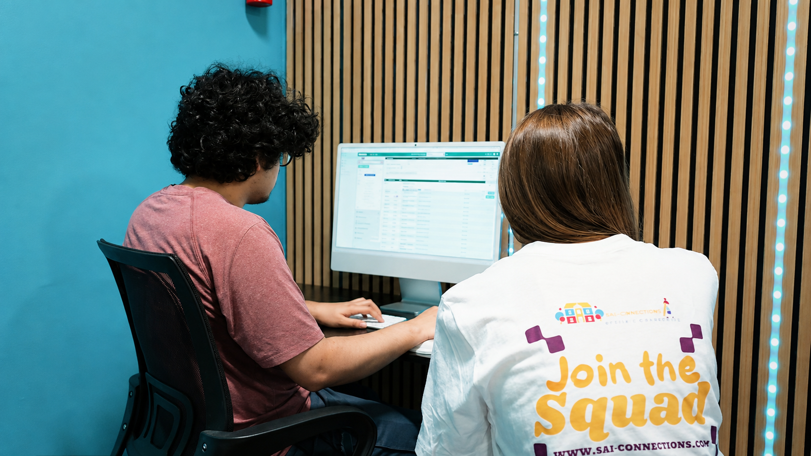 Computer skills instruction for young adults and adults in Van Nuys
